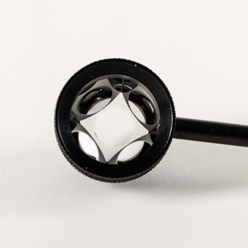 Use-top-view-image-of-the-lens-which-is-used-in-the-catalog-copy